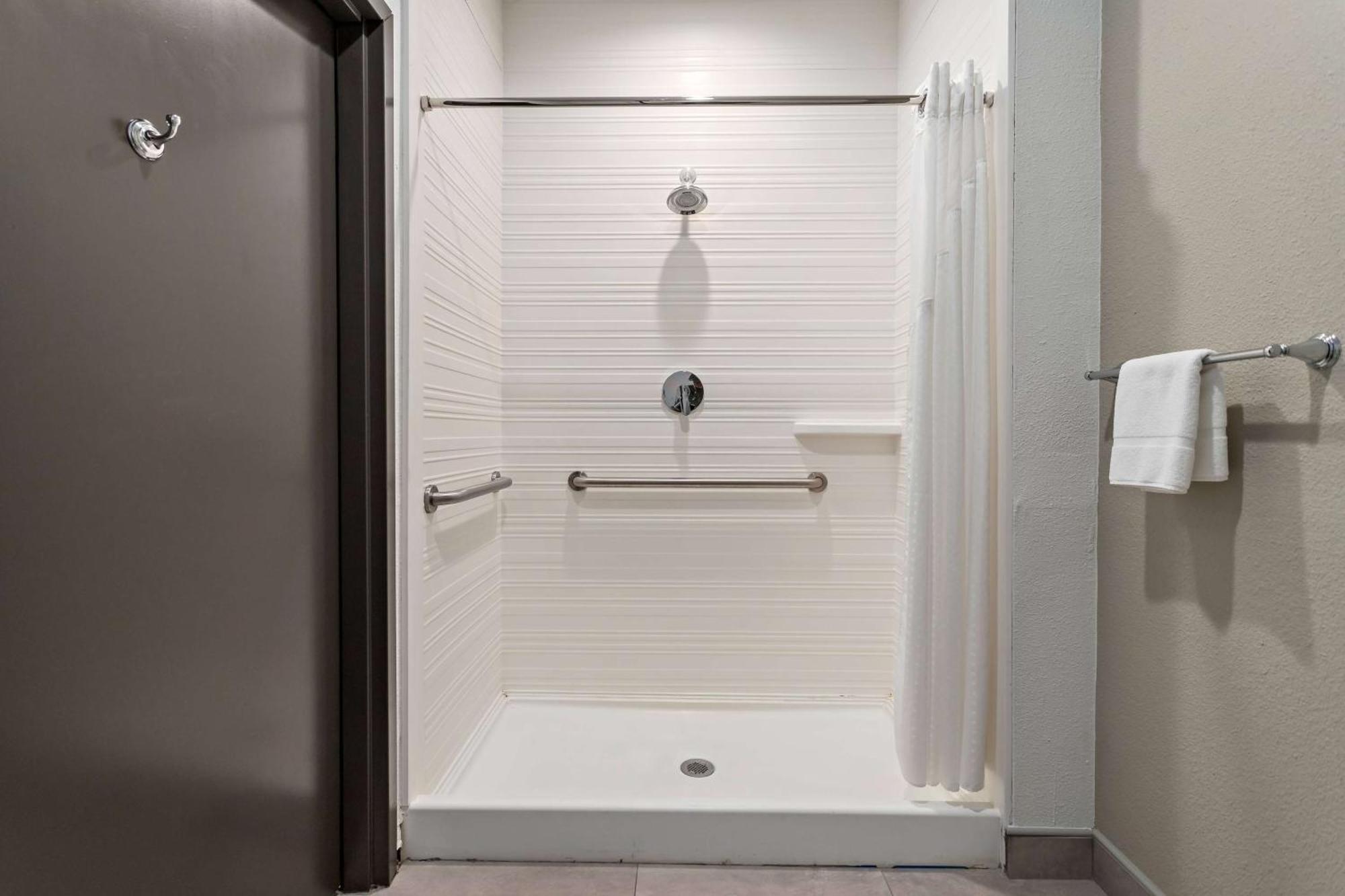 Hawthorn Extended Stay By Wyndham Port Arthur Exterior photo